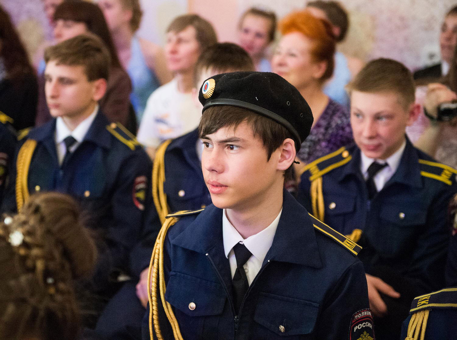 В четверг, 23 апреля,  в Калужском областном центре дополнительного образования детей им. Ю.А. Гагарина прошел Бал Победы. 