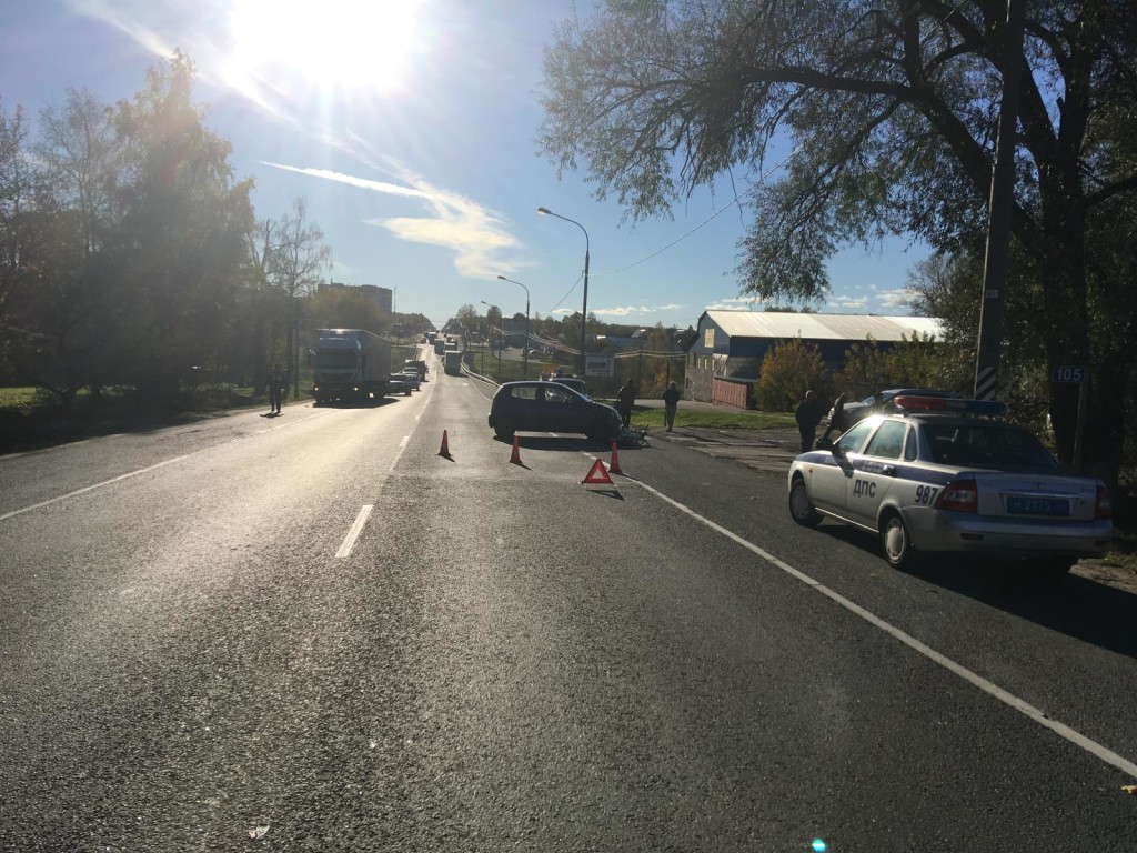 19-летний водитель мопеда разбился на калужской трассе