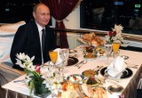  Владимир Путин продлил продовольственное эмбарго до 2018 года