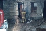 При пожаре в нежилом здании пострадал человек