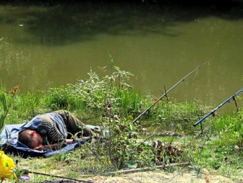 Пьяный мужчина едва не погиб на рыбалке