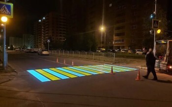 В Калуге на 8 пешеходных переходах около школ установят проекционные