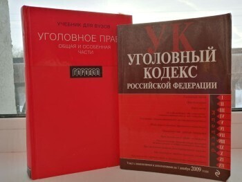 На железнодорожной платформе москвич с отвёрткой напал на калужанку