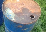 Благотворительность: Вместо питьевой воды МЧСники принесли волонтерам старый бензобак