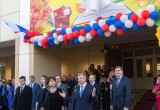Анатолий Артамонов принял участие в открытии новой школы