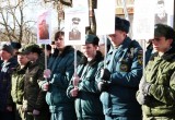 Калужане вышли на улицы с портретами погибших воинов-интернационалистов
