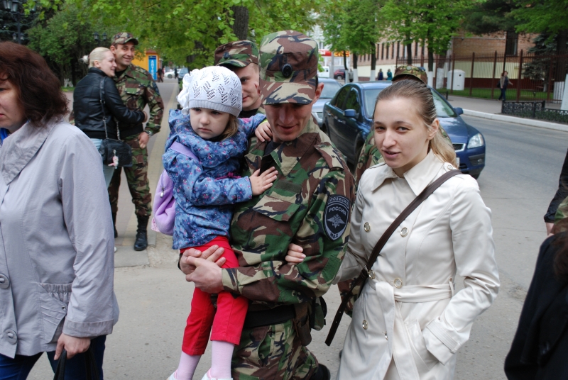 Калужских бойцов СОБРа и ОМОНа проводили в служебную командировку на Кавказ