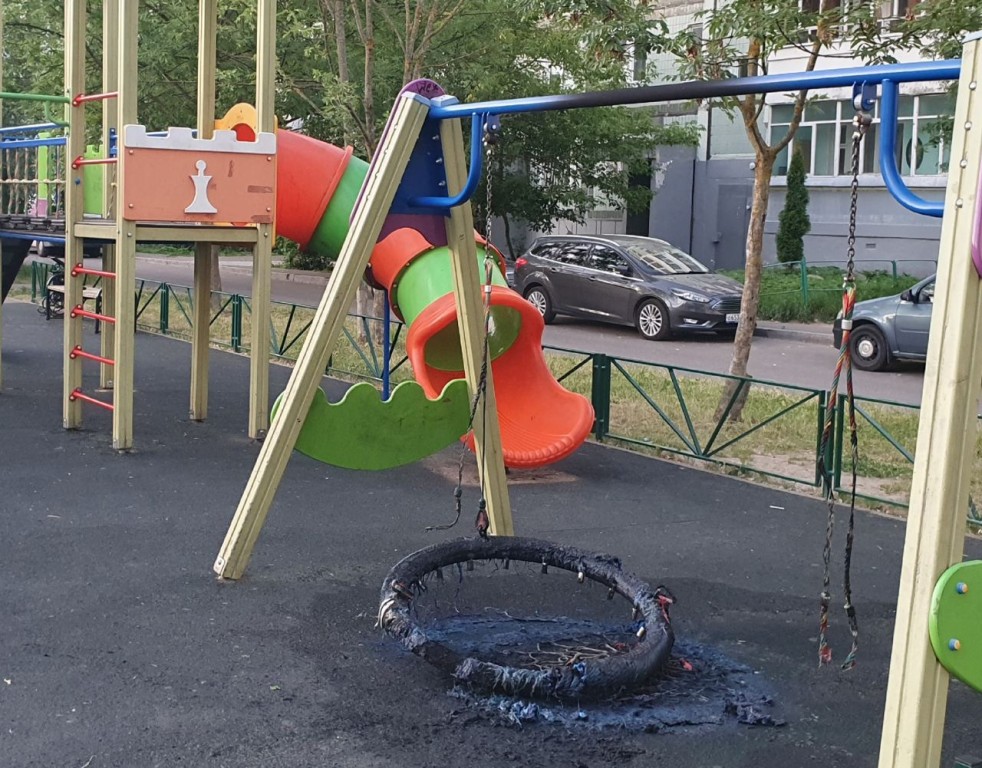 Проект детской площадки во дворе