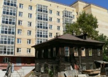 На расселение граждан из аварийного жилья Калужская область направит более 1,3 млрд рублей