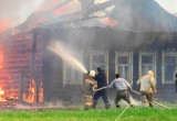 Трое добровольцев дважды спасли деревню во время пожаров