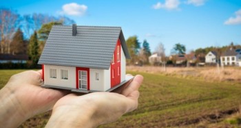 Многодетным семьям предоставят участки и помогут выплатить ипотеку