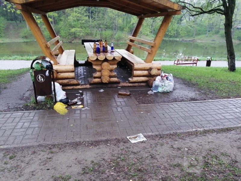 Жители микрорайона Малиновка просят о помощи уже несколько лет Жители микрорайона Малиновка просят о помощи уже несколько лет