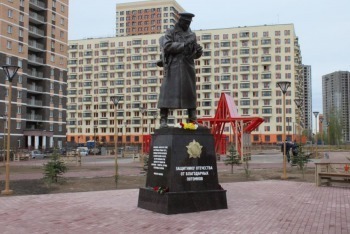 В сквере Краснопивцева установят новые качели ко Дню города