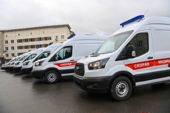 В Калуге врачи скорой помощи получили новые автомобили 