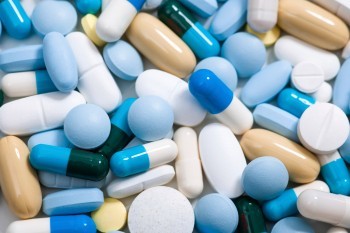 Шапша прокомментировал отсутствие некоторых лекарств в аптеках Калужской области