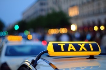 В Обнинске таксист попался на уловку мошенника