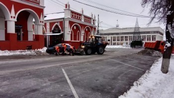 Из Калуги вывезли 500 кубометров снега