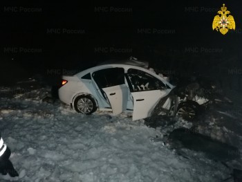 В Калужской области в аварии 2 человека погибли, 4 пострадали