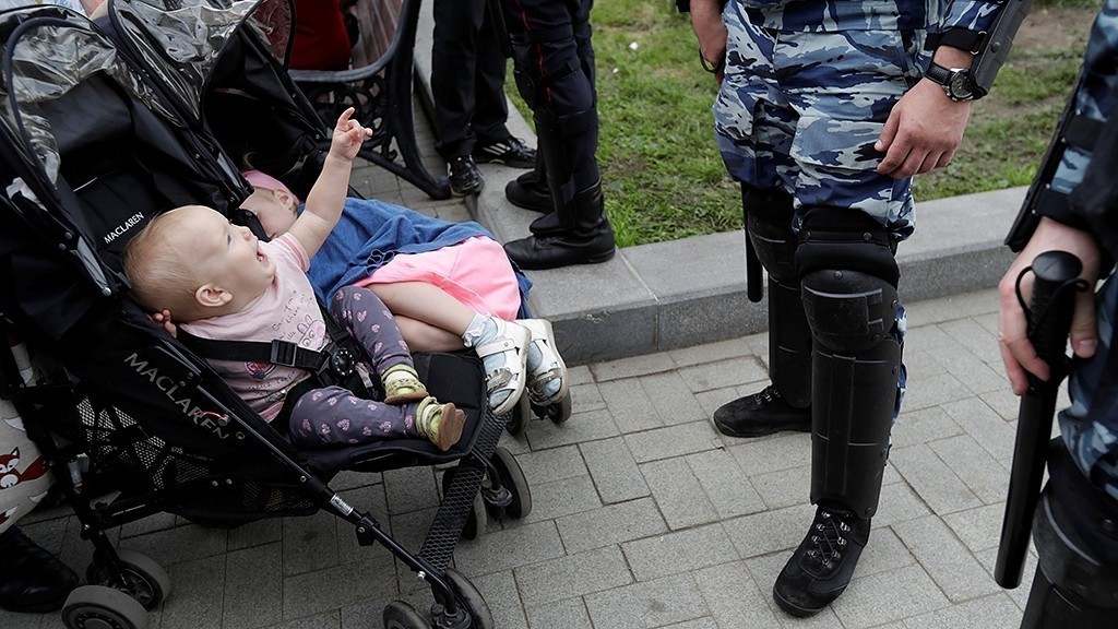 Поражаюсь идиотизму некоторых родителей Поражаюсь идиотизму некоторых родителей