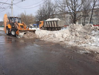 С каких улиц в Калуге будут вывозить снег в ночь на 2 марта