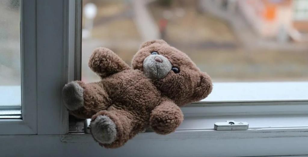 Почему люди не учатся на чужих ошибках? Сколько ещё детей должно погибнуть?! Почему люди не учатся на чужих ошибках? Сколько ещё детей должно погибнуть?!