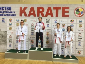 Калужские каратисты завоевали медали на соревнованиях в Смоленске