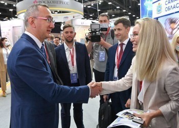Владислав Шапша встретился с директором "Яндекса" Анной Лемякиной