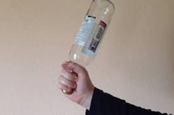 Житель Обнинска убил знакомого бутылкой водки