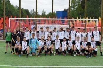 Калужские спортсмены победили в зональном турнире по футболу