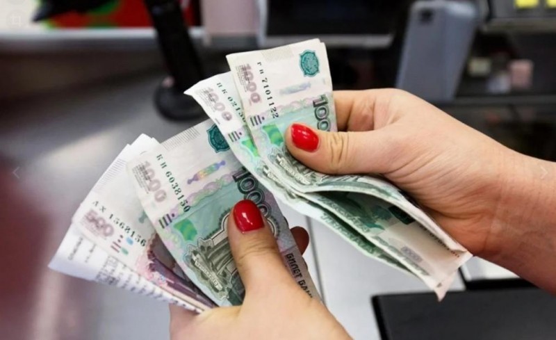 Деньги за аренду мама забирает себе, но с проблемами в квартире должны разбираться мы Деньги за аренду мама забирает себе, но с проблемами в квартире должны разбираться мы