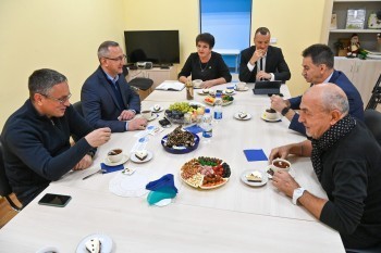 Владислав Шапша обсудил с представителями ТОСа «Правобережья» проблемы микрорайона