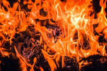 В Калуге два человека пострадали в пожарах
