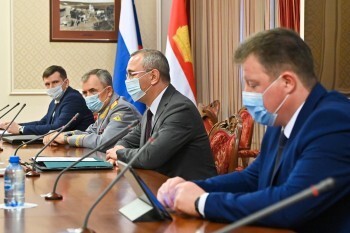 Владислав Шапша встретился с руководителем Главного штаба «Юнармии» Никитой Нагорным