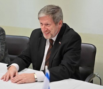 Владислав Шапша обсудил с послом Израиля перспективы сотрудничества