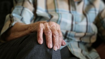 В Калуге едва не погиб пациент с болезнью Альцгеймера из-за ошибки "скорой"