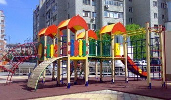 В этом году в Калуге установили более 80 детских площадок