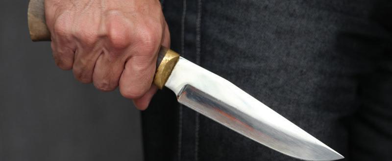 Иностранец напал с ножом на подростка в Калужской области 