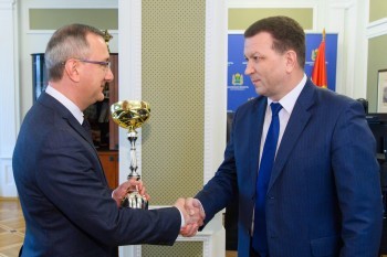 Владислав Шапша поблагодарил руководство «Калугаэнерго» за успешную работу по обеспечению энергетической безопасности региона