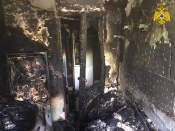 В сгоревшей калужской квартире пострадал человек