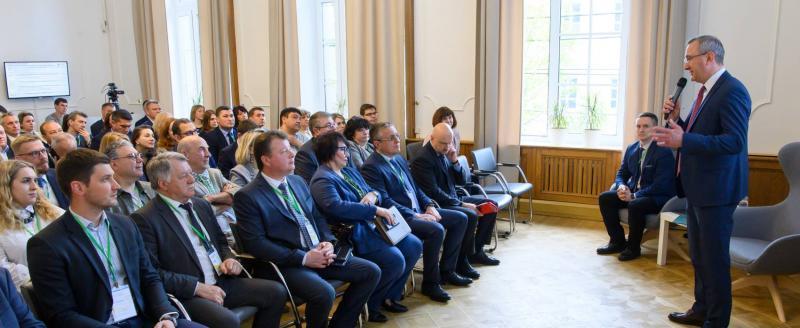 Владислав Шапша принял участие в работе стратегической сессии «Стратегические приоритеты развития Калужской области до 2040 года»