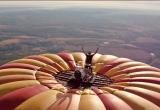 Экс-барабанщик группы "Монгол Шуудан" Владимир Дягель сыграл на куполе калужского воздушного шара
