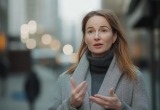 - Сколько детей бог даст, столько и рожу, - блаженно улыбается сестра. А кто всю эту ораву будет содержать, она не думает