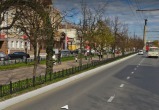 Разбушевавшийся ветер в Калуге снес стенды на аллее героев Донбасса 