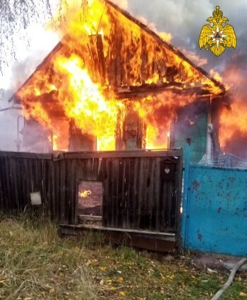 На пожаре в Козельске пострадал человек