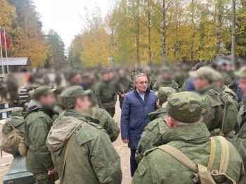 Глава Калуги Дмитрий Денисов привез в Ногинск вещи для мобилизованных