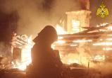 В Калужской области огонь уничтожил два частных дома