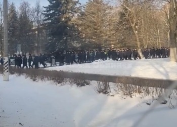 Колонны автозаков и толпы полицейских напугали жителей Обнинска
