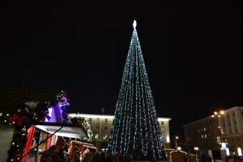Афиша новогодних мероприятий на площади Маяковского, в сквере Волкова и на Яченском водохранилище