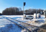 "Гранта" с двухлетним малышом попала под поезд на калужской дороге