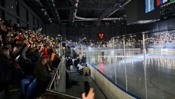 Минспорта зовет калужанок на хоккейный матч 8 марта